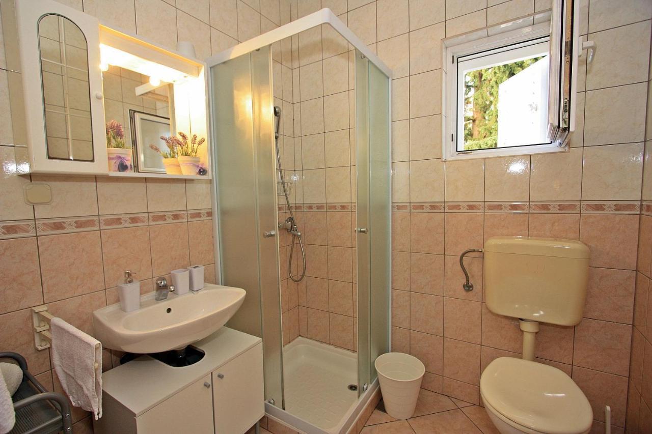 Apartments Mara Супетар Экстерьер фото